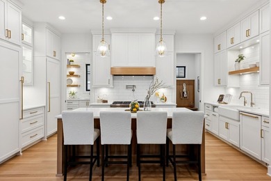 Dream Homes Inc. presents an amazing opportunity in the Kenwood - photo 4