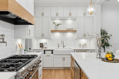 Dream Homes Inc. presents an amazing opportunity in the Kenwood - photo 9