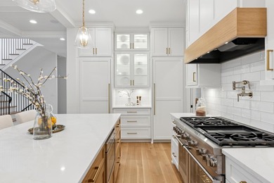 Dream Homes Inc. presents an amazing opportunity in the Kenwood - photo 10