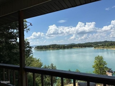 Priced to Sell! Motivated Seller! Private 2.8 ac lakefront - photo 6