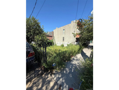 Land For Sale. R5 Zoning. 2 Lots 20 x 85 each combined 3400 sqft - photo 2