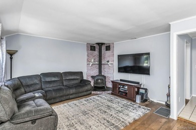 Spacious and sun filled this mid-block ranch has it all - photo 5