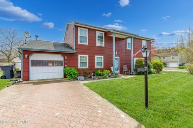Additional listing photo 1