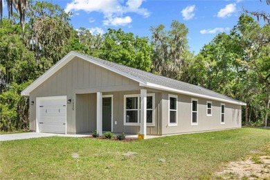 Welcome to your slice of Florida paradise! This just-completed - photo 3