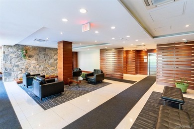 Welcome to The Continental Park, a gated co-op in the heart of - photo 2
