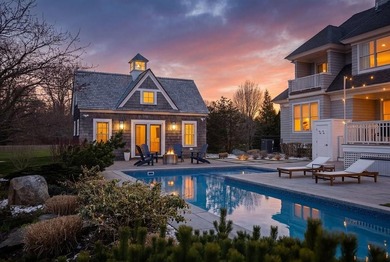 Set on three private acres abutting Newport National Golf Club - photo 2