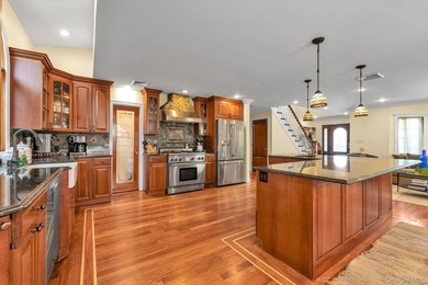 This spacious colonial checks all the boxes plus so much more! - photo 7