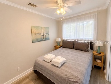 Beautifully REMODELED FIRST-FLOOR villa in the desirable A - photo 13