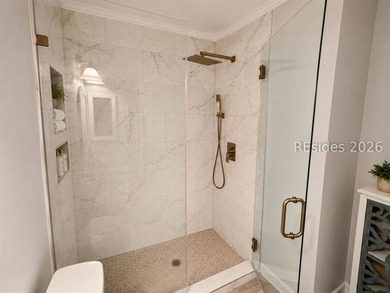 Beautifully REMODELED FIRST-FLOOR villa in the desirable A - photo 14