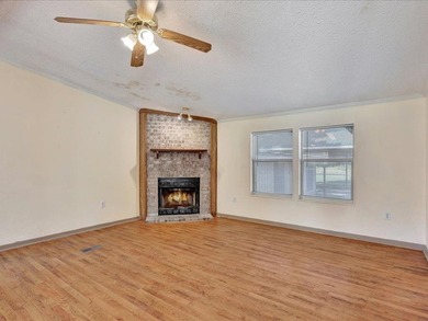 Offering $5,000 towards buyers closing cost! Perfectly located - photo 14
