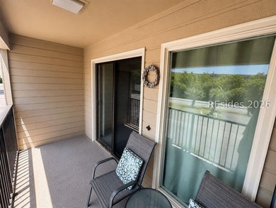 Beautifully REMODELED FIRST-FLOOR villa in the desirable A - photo 17