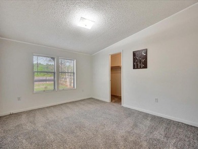 Offering $5,000 towards buyers closing cost! Perfectly located - photo 21