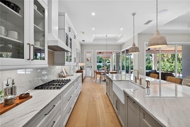 Exciting opportunity for new construction on a rare lot and a - photo 10