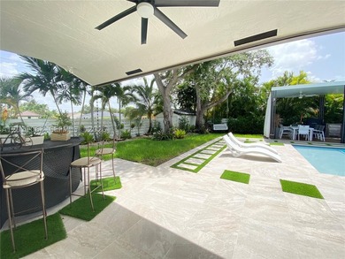 A fantastic, completely remodeled home situated on a cul-de-sac - photo 11