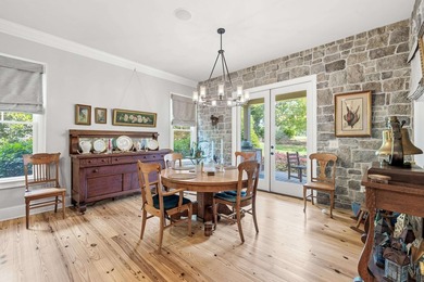 Beautifully updated custom home in The Coves at Cuscowilla - photo 12