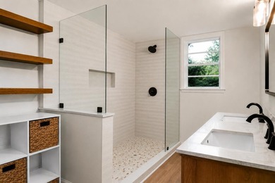 Welcome to 2052 Vestry Drive, a beautifully renovated 3-bedroom - photo 13