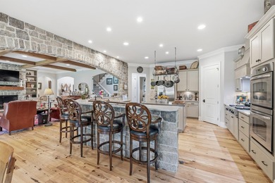 Beautifully updated custom home in The Coves at Cuscowilla - photo 13