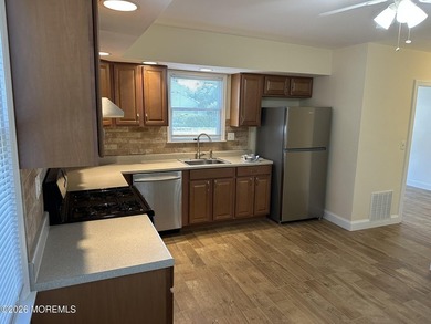 Fabulous 2 family home on nearly 1/2 acre in Toms River w/ owner - photo 13