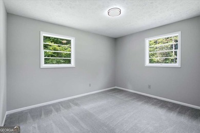 Beautifully renovated, 4 sided brick ranch on nearly 1/2 acre - photo 14