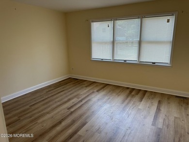 Fabulous 2 family home on nearly 1/2 acre in Toms River w/ owner - photo 15