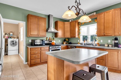 Built in 2010 and set on a quiet cul-de-sac, this 4-bedroom, 2 - photo 17