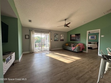 Tropical paradise in the heart of highly sought after - photo 23