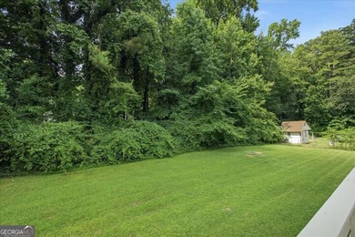 Beautifully renovated, 4 sided brick ranch on nearly 1/2 acre - photo 26