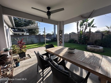 Tropical paradise in the heart of highly sought after - photo 34