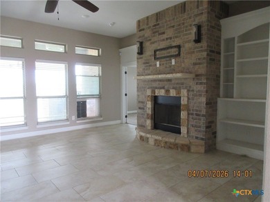 Priced to sell. Don't let this one get away. Beautiful home - photo 5
