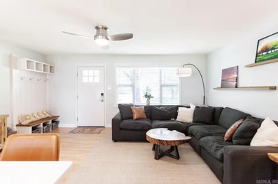 Beautifully remodeled home (2021) with Arkansas River views - photo 4