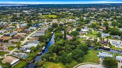 Gulf Access Lot with a quick boat ride to the Caloosahatchee - photo 6