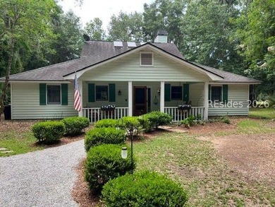 Charming Lowcountry cottage in the heart of Melrose offering 2 - photo 3