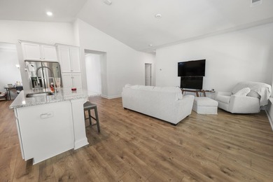 Welcome to this beautifully maintained home in the highly - photo 5