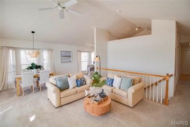 Enjoy stunning river views from this highly sought-after villa - photo 9