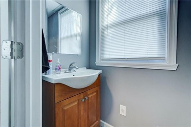-NO DELAYED NEGOTIATIONS- This charming home has been - photo 17