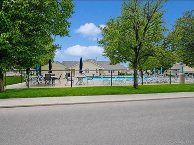 Welcome to 7 Daria Dr. Oakdale, NY - Windmill Gate 55+ Community - photo 20