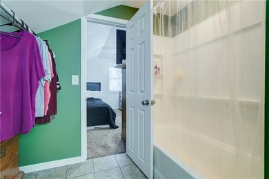 -NO DELAYED NEGOTIATIONS- This charming home has been - photo 22