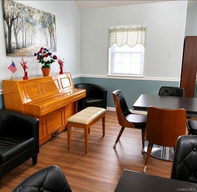 Welcome to 7 Daria Dr. Oakdale, NY - Windmill Gate 55+ Community - photo 22