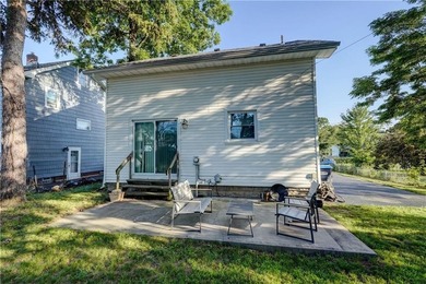 -NO DELAYED NEGOTIATIONS- This charming home has been - photo 33