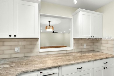 Beautifully remodeled & meticulously maintained 4-bed 3-bath - photo 5