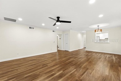 Beautifully remodeled & meticulously maintained 4-bed 3-bath - photo 10