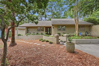 Experience the ease of the Sea Pines lifestyle in this - photo 1