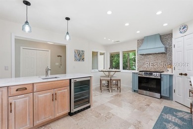 Experience the ease of the Sea Pines lifestyle in this - photo 6