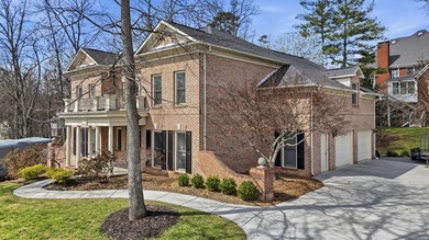 Centrally located in the heart of Morristown, this picturesque - photo 8