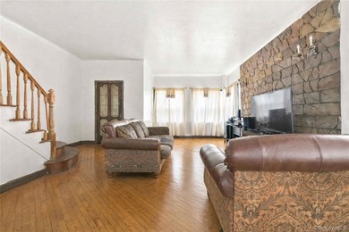 Welcome to 224 East 55th Street, a spacious and well-maintained - photo 5