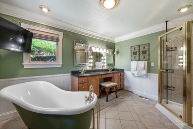 VACATION AT HOME! Experience ultimate luxury and total seclusion - photo 20