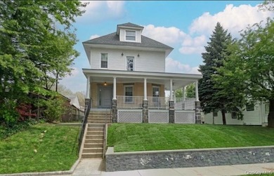 Stunning luxury one-family home in the heart of Flushing! - photo 1