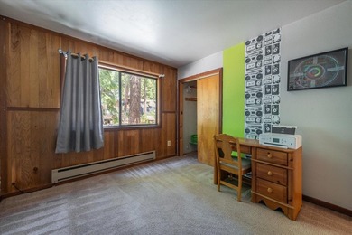 Step in and enjoy this 3-bedroom, 2.5-bath home in the - photo 21