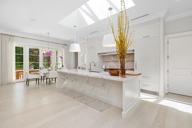 Nestled in the coveted North End of the island, 208 Sandpiper is - photo 23