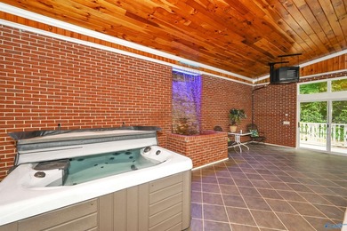 This must-see water property with 4 levels is waiting for you. 5 - photo 30